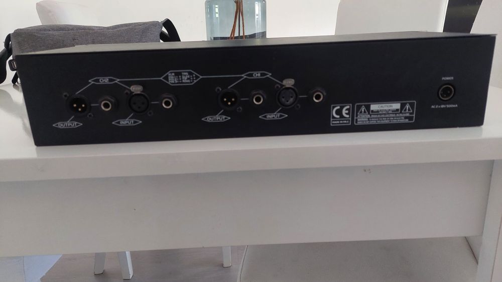 Equalizador Gráfico DAP Audio EQ-2215 (Dual 15 Bandas)