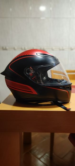 Capacete Agv k1.
