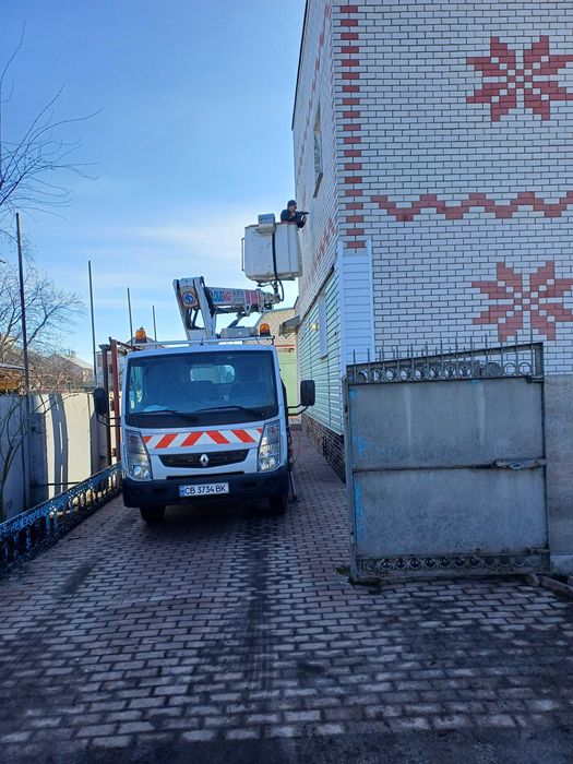 Аренда, услуги автовышки, рабочая высота подьема 17 метров.