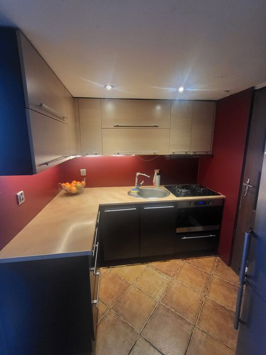 Meble kuchenne narożne z AGD – zlew, płyta gazowa, piekarnik  gratis