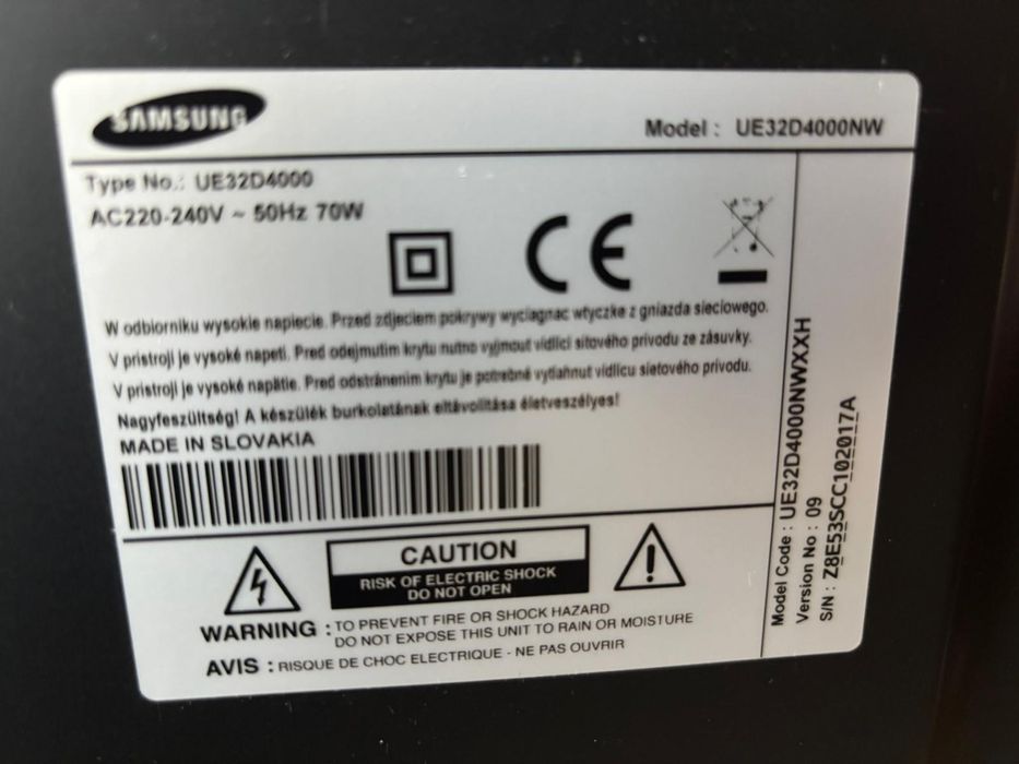 Telewizor samsung 32 całe UE32D4000