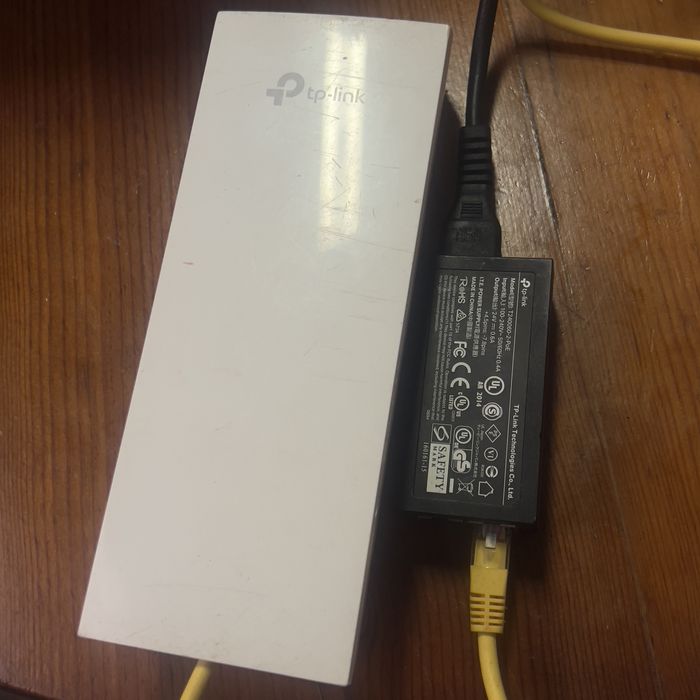 Access Point TP-Link CPE210 2.4GHz 300Mbps 9dBi Outdoor CPE