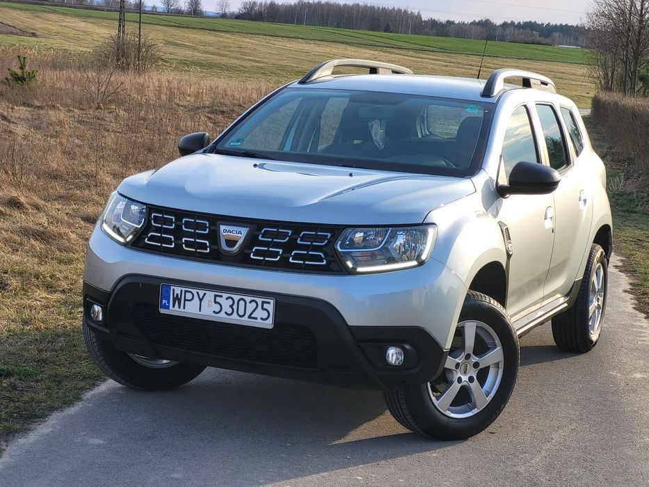 Dacia Duster 1.6 Benz Esential Klima Pdc Grzane Fotele Jak Nowy