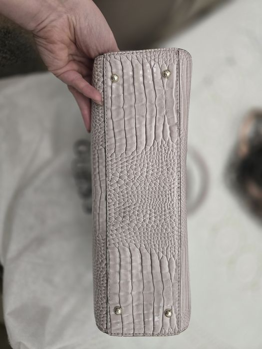 Сумка жіноча GUESS