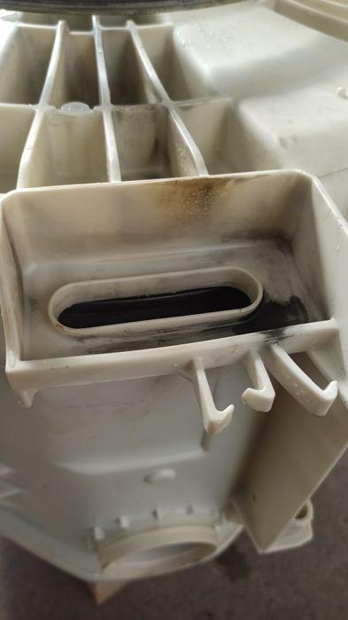 Бак стиральной машины в сборе с барабаном indesit