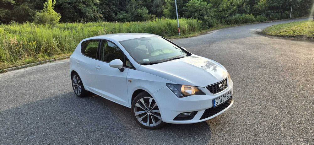 Seat Ibiza 2015 r. | 1.2 Benzyna 90 KM | Od właściciela (od 2018 r.) | Bezwypadkowy