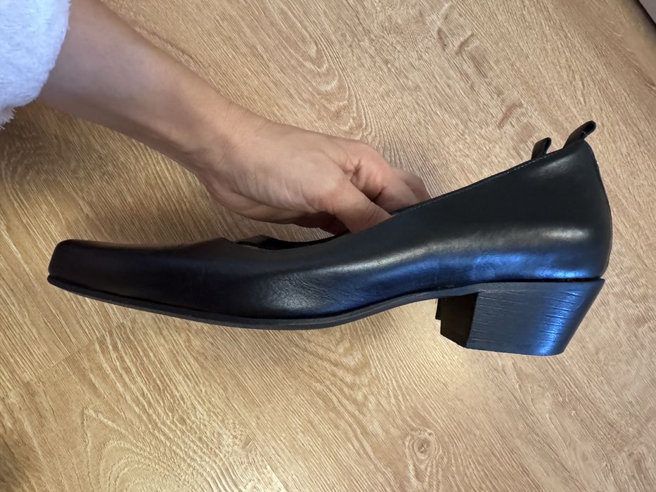 Шкіряні туфлі Vera Pelle