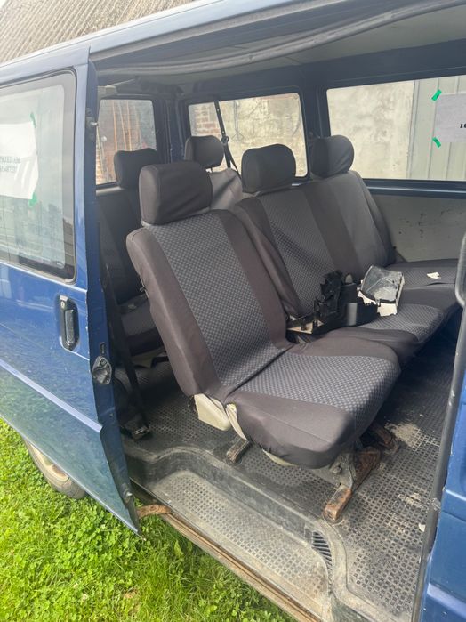 Volkswagen t4 bus