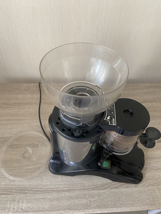 Кавомолка Cunill Brasil