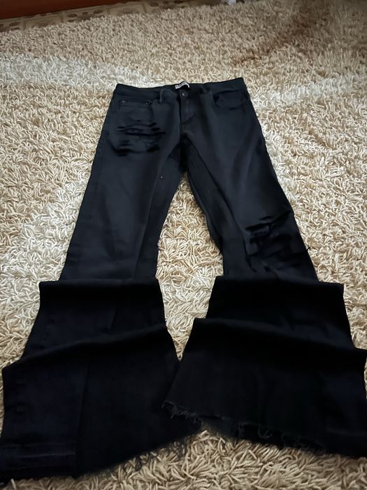 Джинсы Bootcut