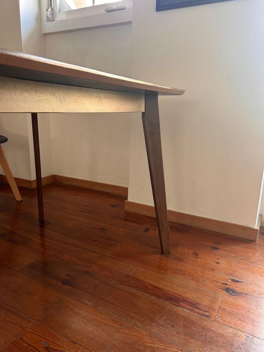 Mesa de jantar SKLUM