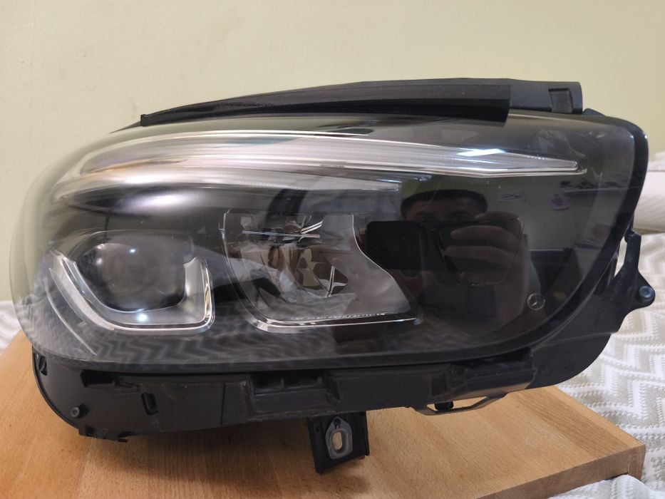 Farol direito Hella Full led Mercedes-Benz B-Class W 247, Led