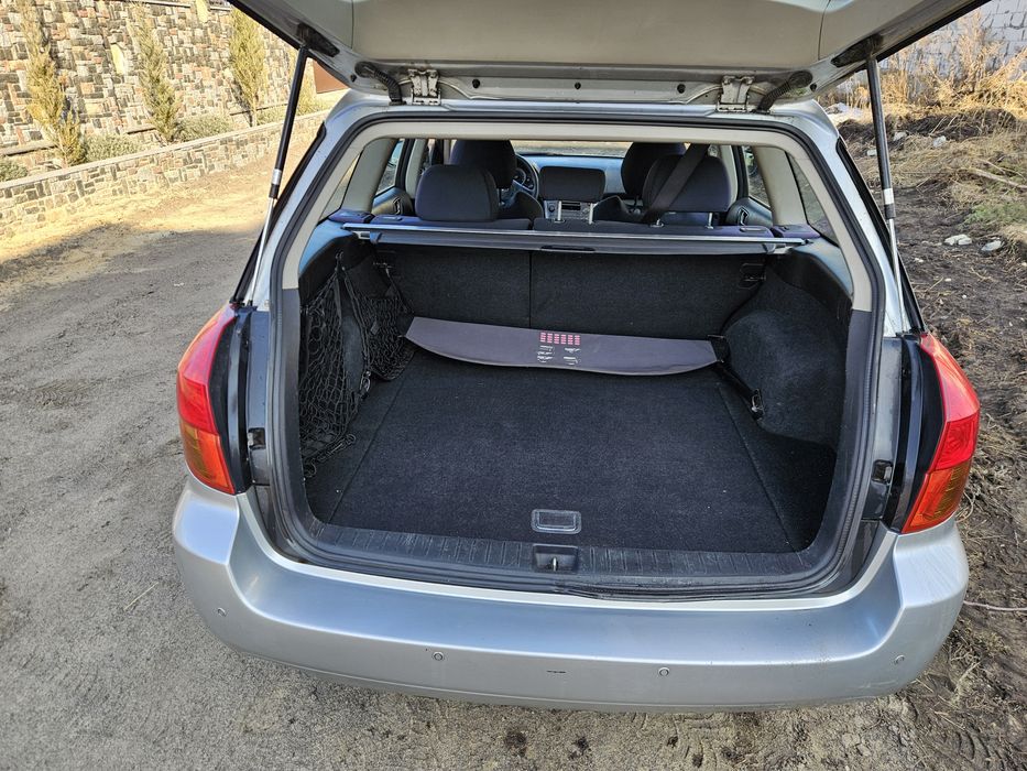 Subaru Outback 2004 рік 2.0 бензин 4×4 для військових в Україні