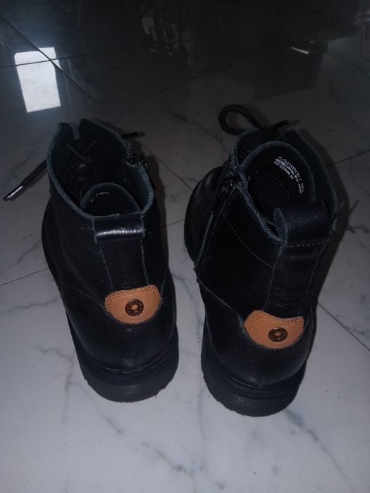 Sprzedam buty chłopięce lasocki 39