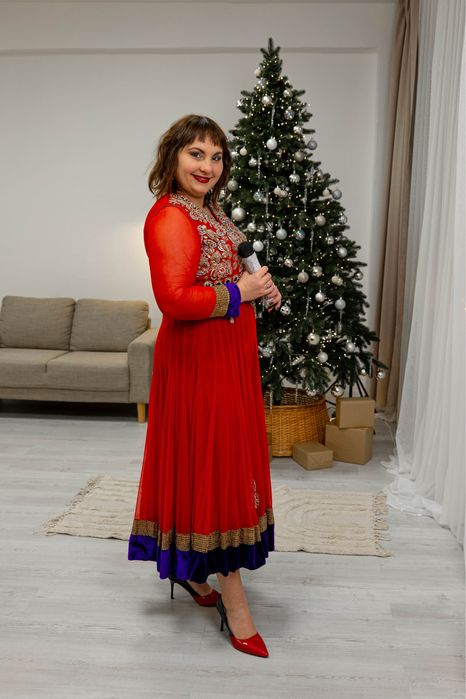 Солістка-вокалістка, ведуча, фото та відео на ваше свято