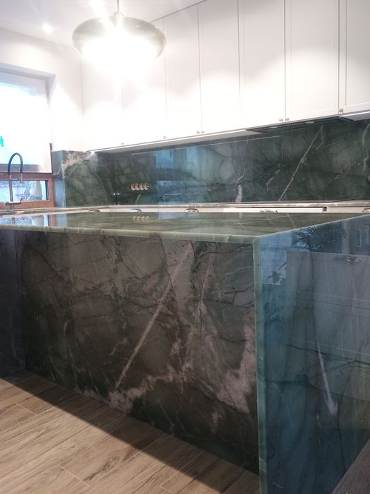 Blaty kuchenne , łazienkowe,parapety , schody,umywalki wyroby z kamien