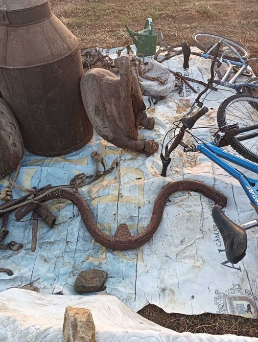 Lote de equipamentos agrícolas