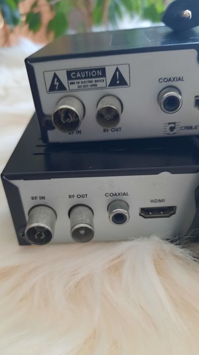 Dekoder/tuner tv (2 sztuki)