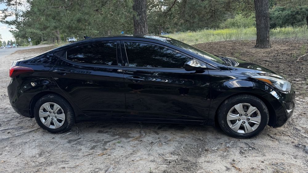 Hyundai Elatra 2015