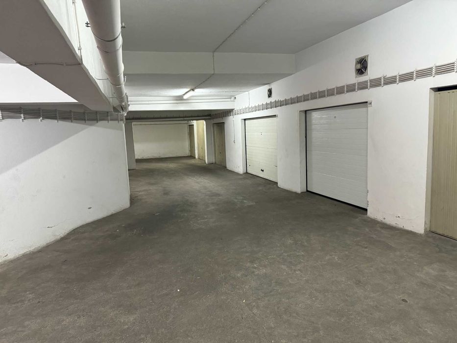 Garagem - Montebelo Norte, Setúbal