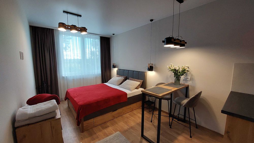 Нові апартаменти 2-к Центр Парковка Квартира подобово Family Estate