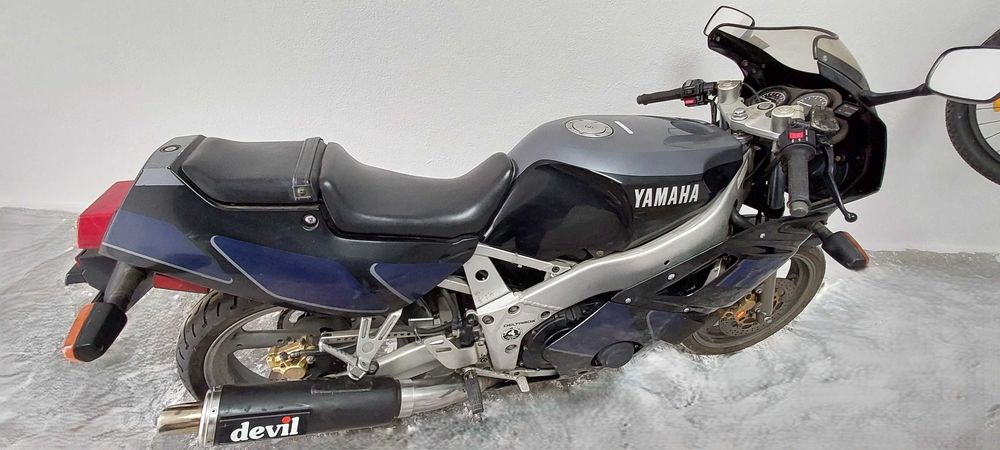 Yamaha FZR 400 | 1990 | Projeto | Restauro