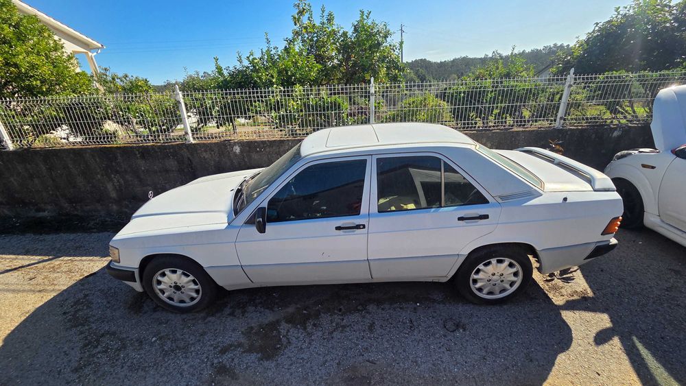 Mercedes-Benz 190D