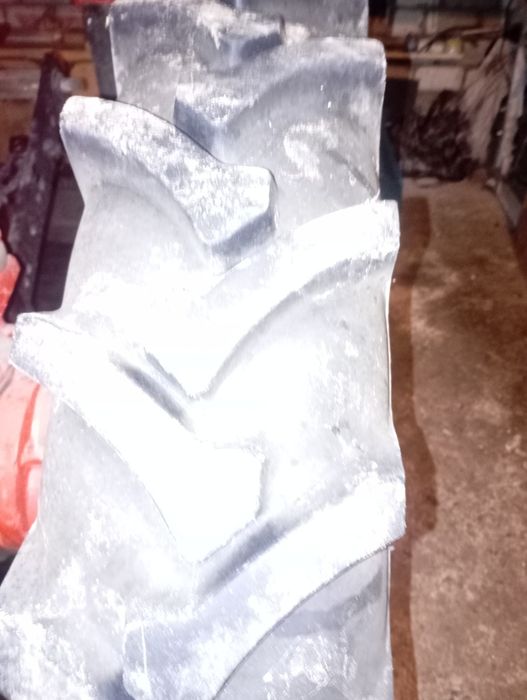 Колеса, шини, диски т-25, т-16