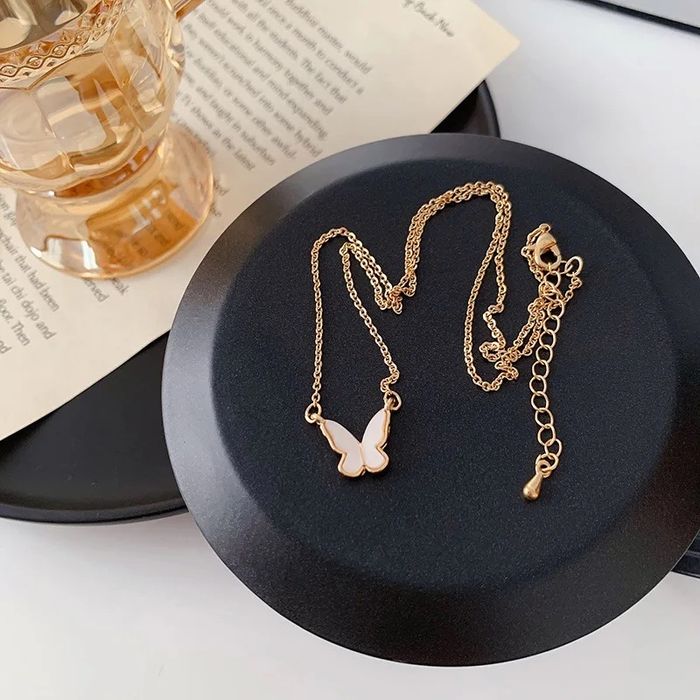 Кулон в виді метелика