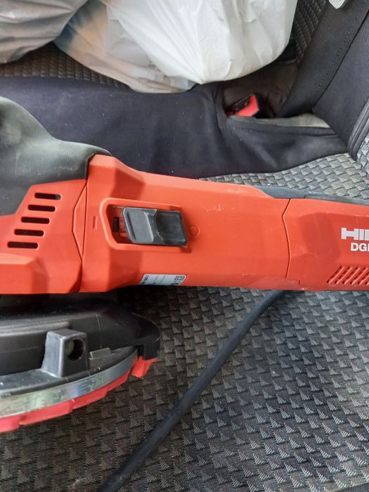 Шлифмашинка Hilti 130 dgh