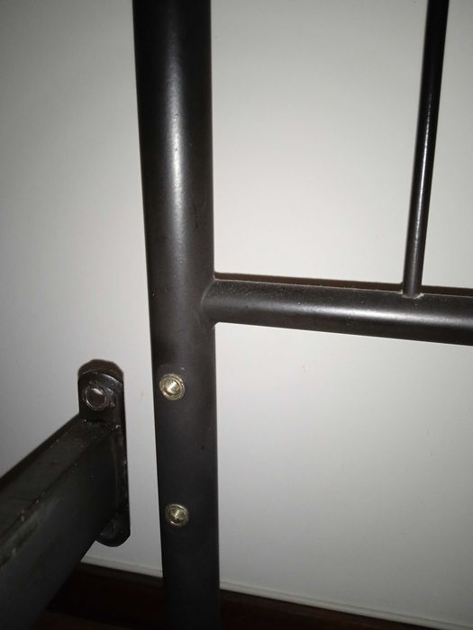 Cama de ferro "espessurado" - preto baço