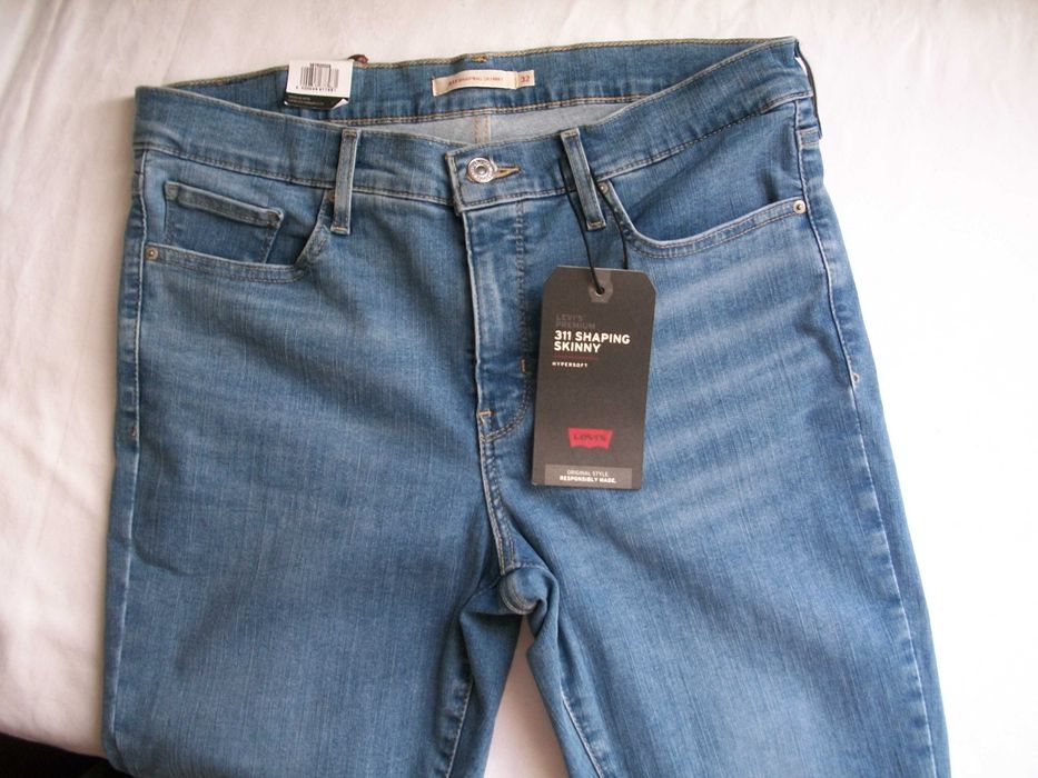 новые женские джинсы Levis Premium 311 32-32 полут. 42.5 см оригинал