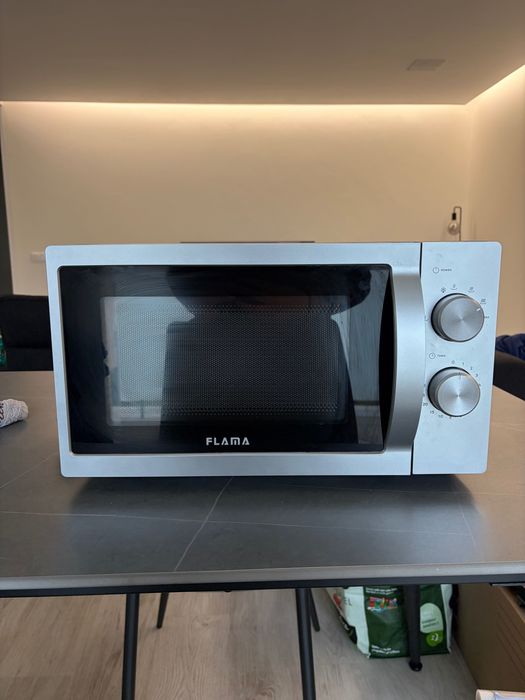 Microondas  FLAMA