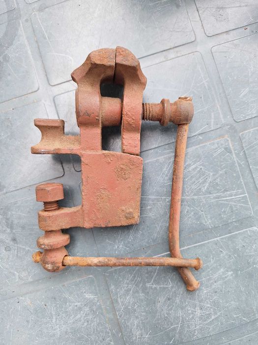 Imadło małe przenośne.