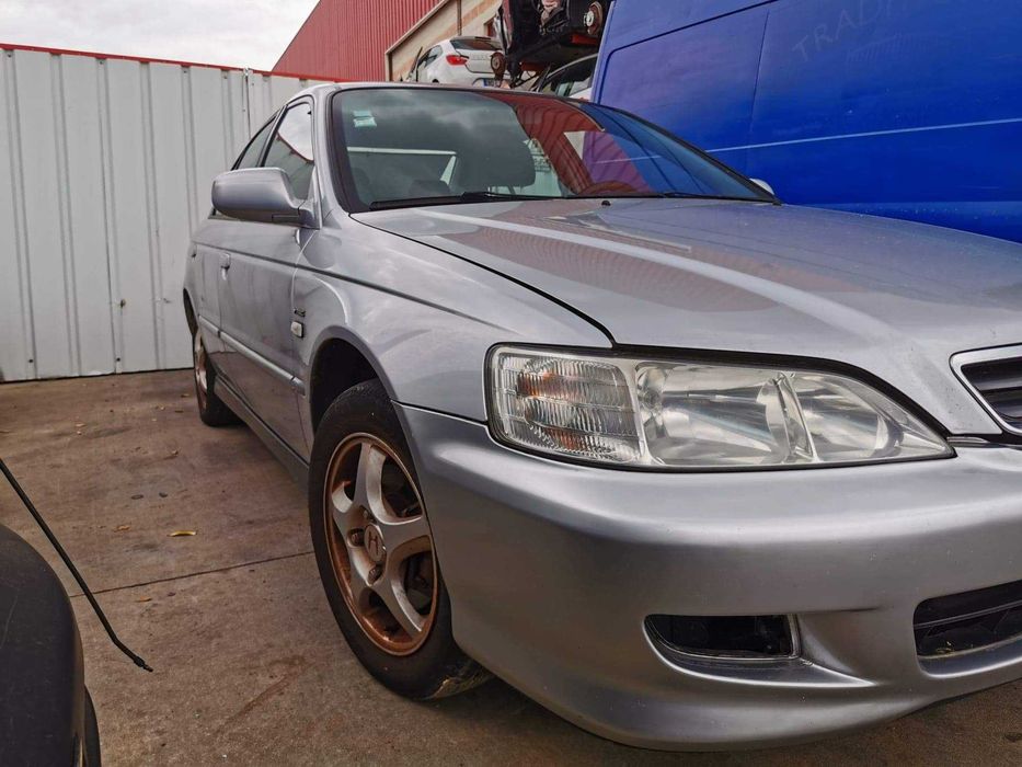 Honda Accord para peças