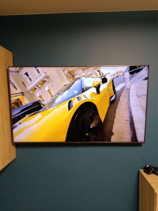 Продам телевізор Samsung UE55TU7100