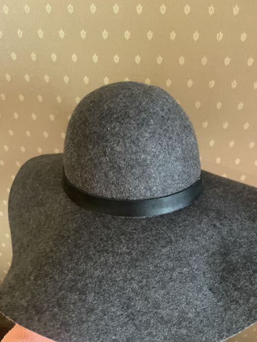 Шляпа  H&M шерсть 100%