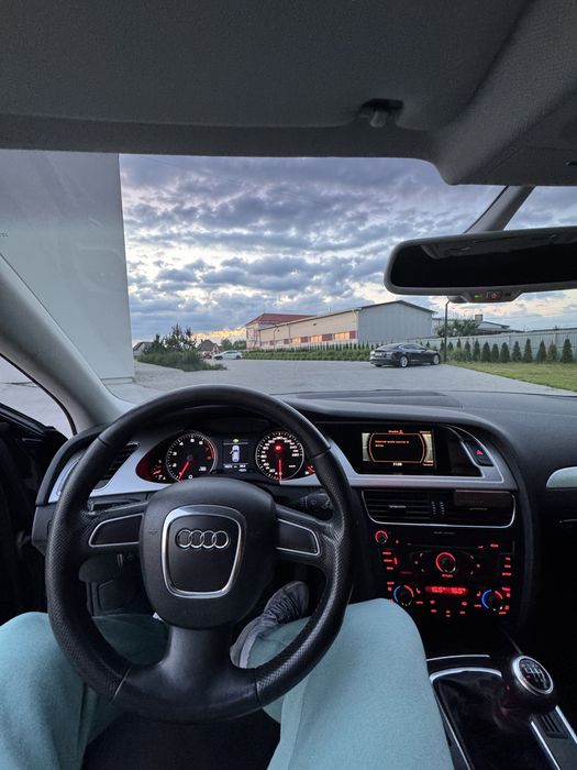 Продам Audi A4 B8 2009 2.0 TFSI