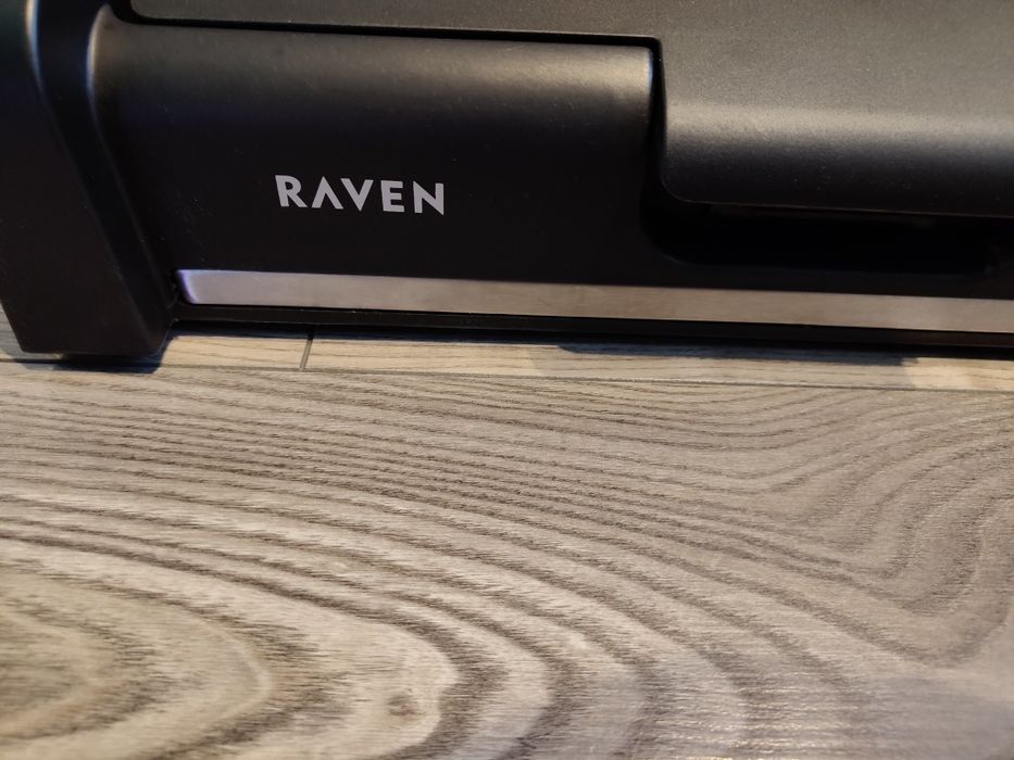 Grill elektryczny Raven EGE001N z powłoką marmurową