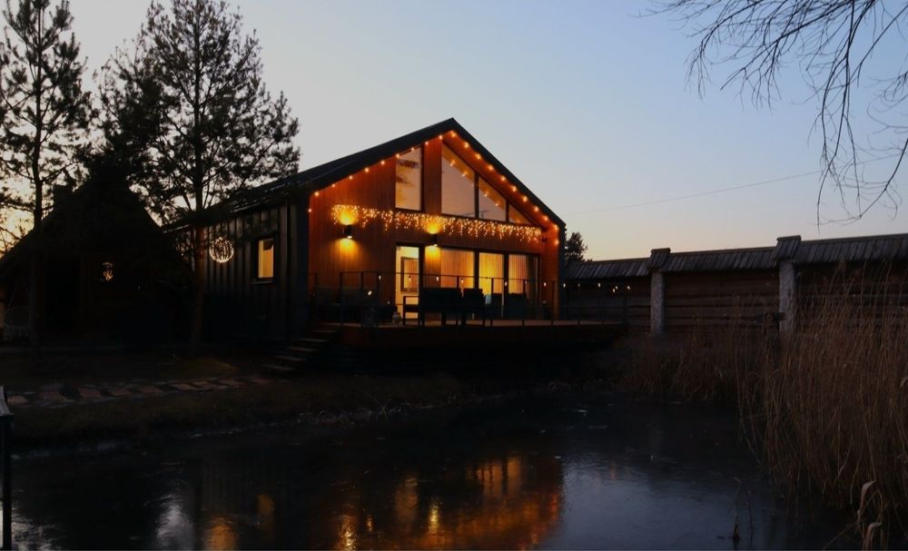 Оренда будинку подобово/ басейн / для святкувань та відпочинку/ Shoote