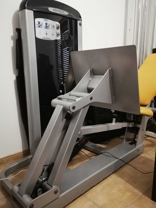 Prensa de pernas profissional de ginásio