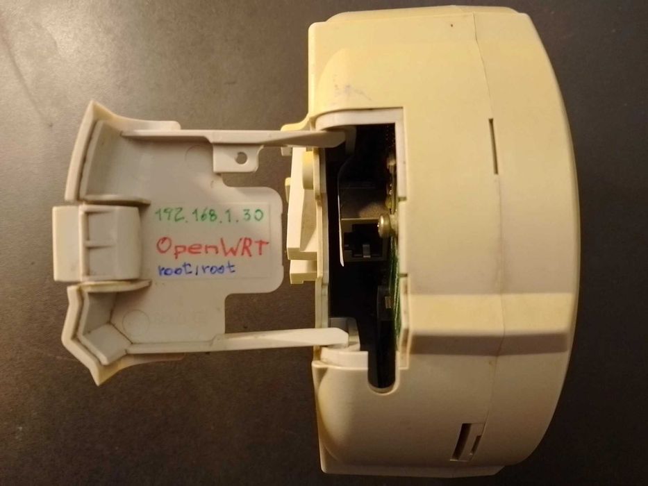 MikroTik SXT 5nD OpenWRT CPU 600MHz Nand Flash 128Mb Wi-Fi 5GHz 500mW