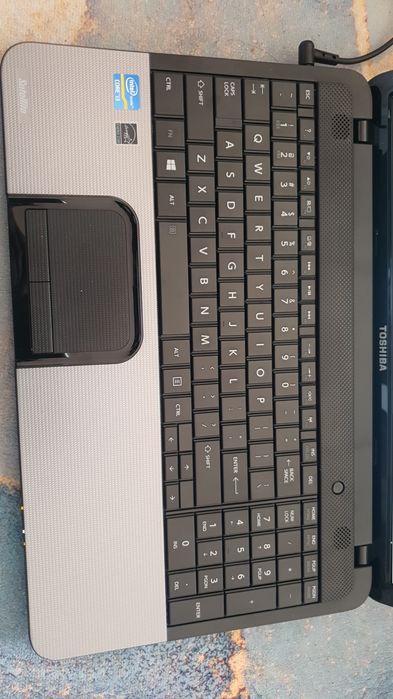 Toshiba Satellite C855-S5355 Cinza (RAM 8GB DDR3 / HDD 500GB)