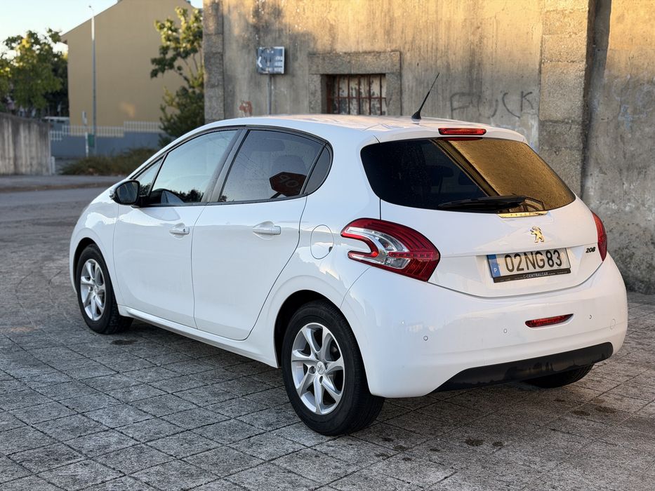 Peugeot 208 1.4hdi