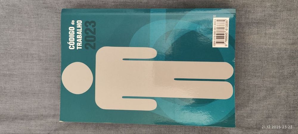 Livro " Código do Trabalho" usado