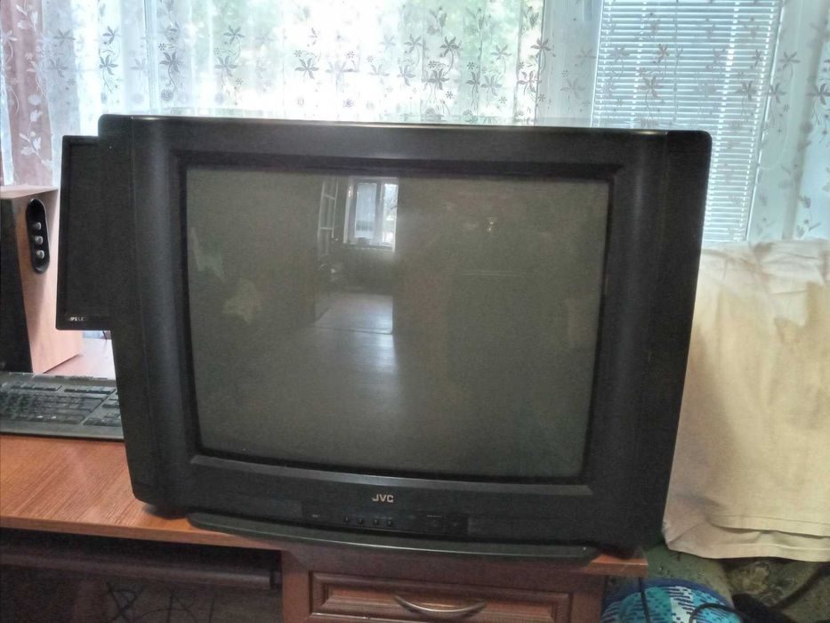 Продам телевизор, чистий  японец.