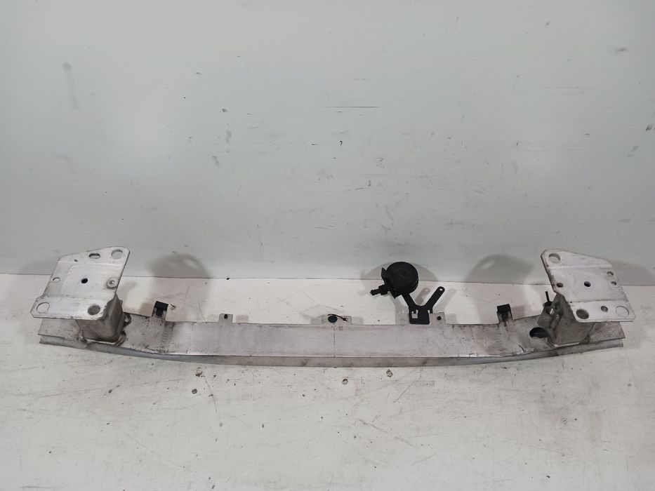 Reforço pára-choques frente RENAULT Megane III (BZ0_)