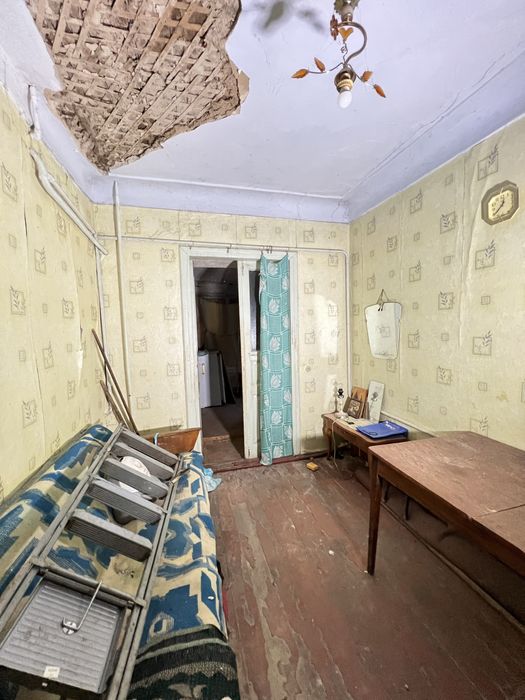 В продажу 3 к будинок на 13 лінії, землі - 6 соток