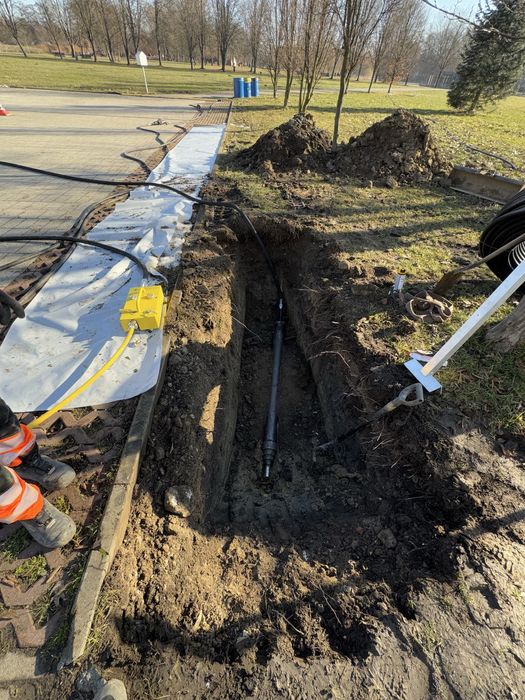 Usługi instalacyjne roboty ziemne przyłącza wod kan przeciski kretem