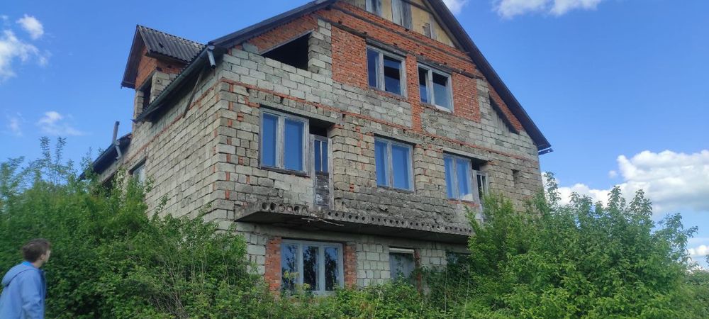 Продаж землі з Будинком біля ЛіСУ